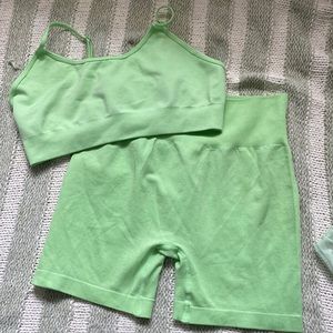 Green Workout Set